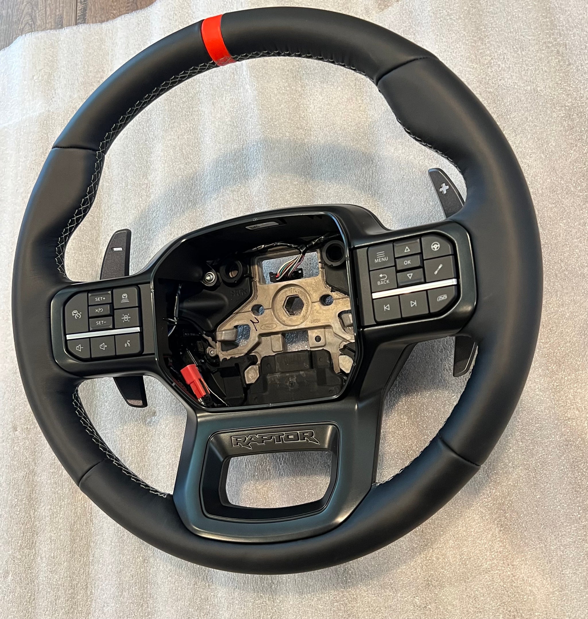 2021-2025 Oem Raptor Steering Wheel – Coloradastruckparts